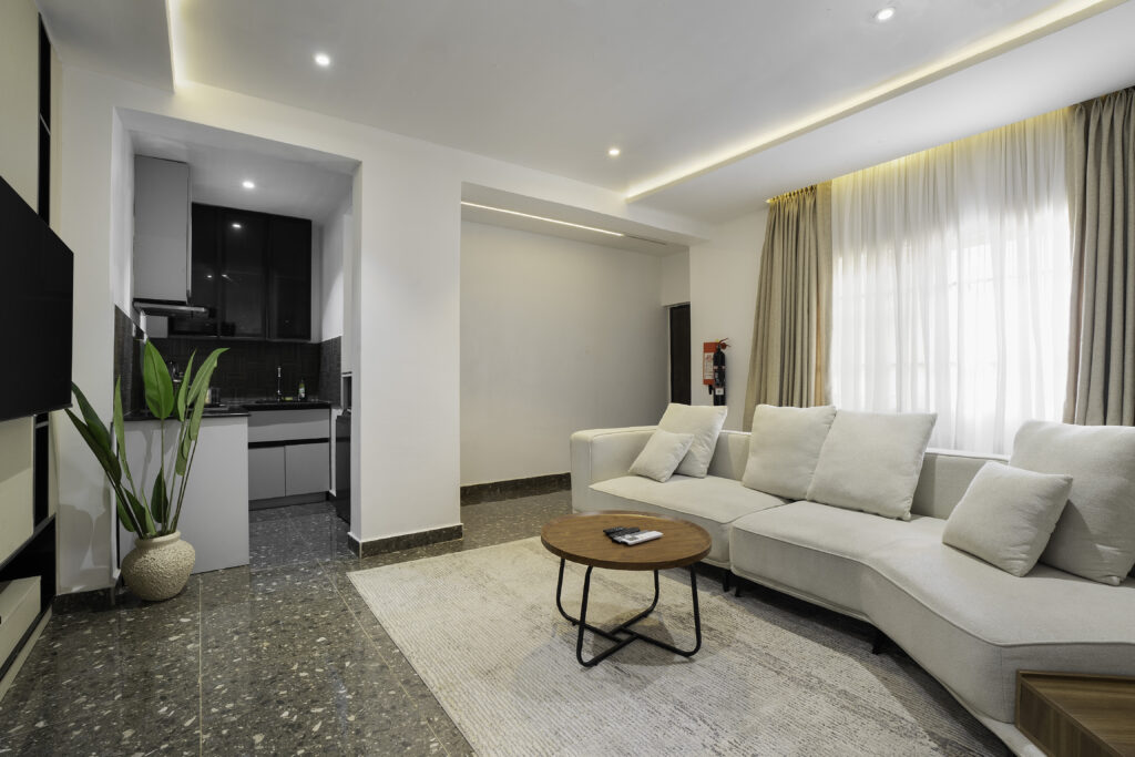 Pawn hub, Ikoyi